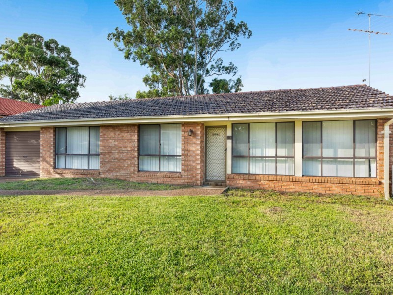 10 & 10A Seppelt Place, Edensor Park NSW 2176