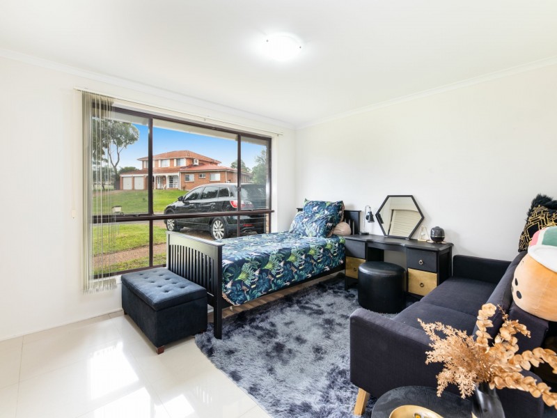 10 & 10A Seppelt Place, Edensor Park NSW 2176
