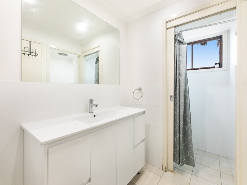 10 & 10A Seppelt Place, Edensor Park NSW 2176