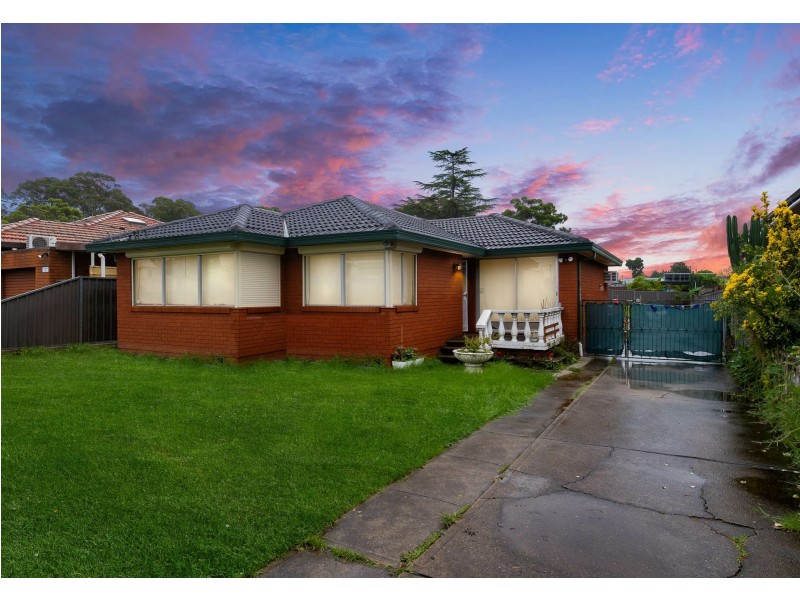 831 The Horsley Drive, Smithfield NSW 2164