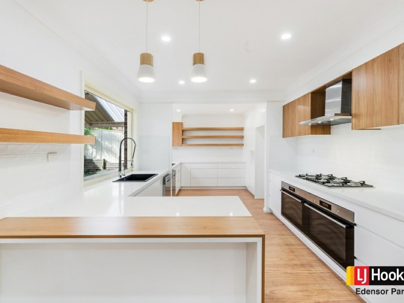 27 Ringarooma Circuit, West Hoxton NSW 2171