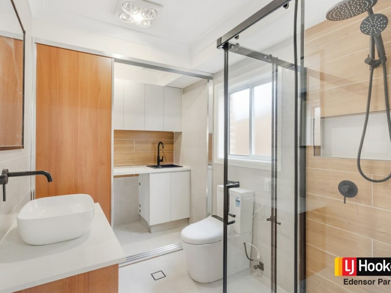 27 Ringarooma Circuit, West Hoxton NSW 2171