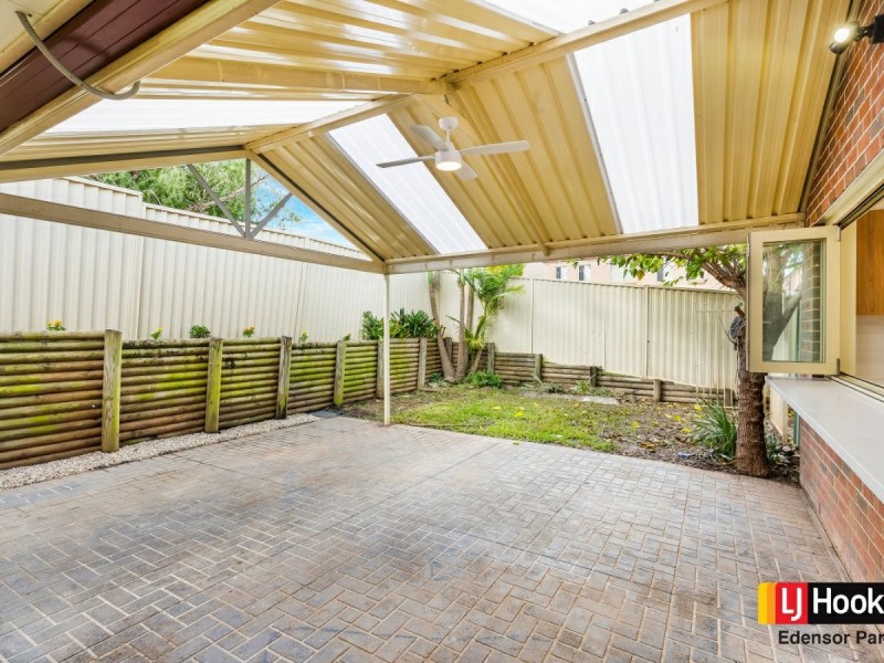 27 Ringarooma Circuit, West Hoxton NSW 2171