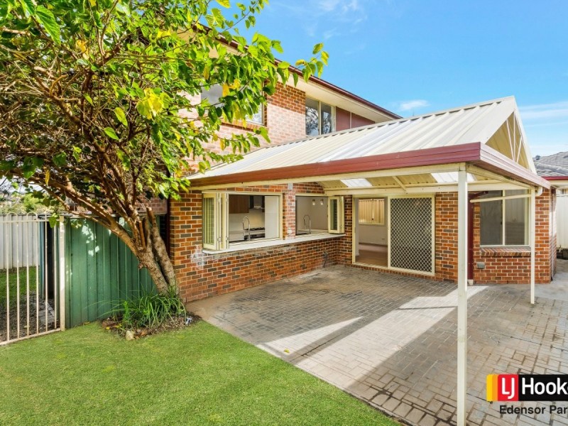 27 Ringarooma Circuit, West Hoxton NSW 2171