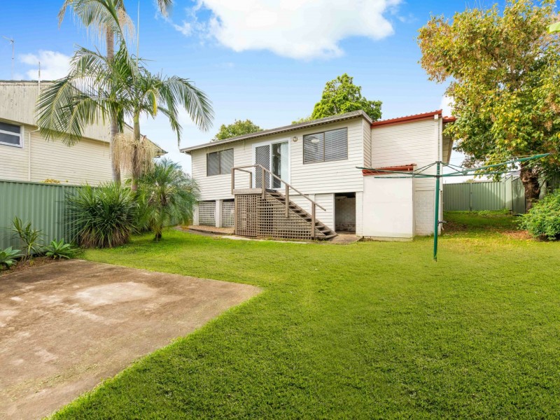 19 Warrumbungle Street, Fairfield West NSW 2165