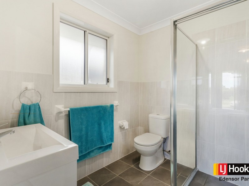 5 Pekin Street, Spring Farm NSW 2570