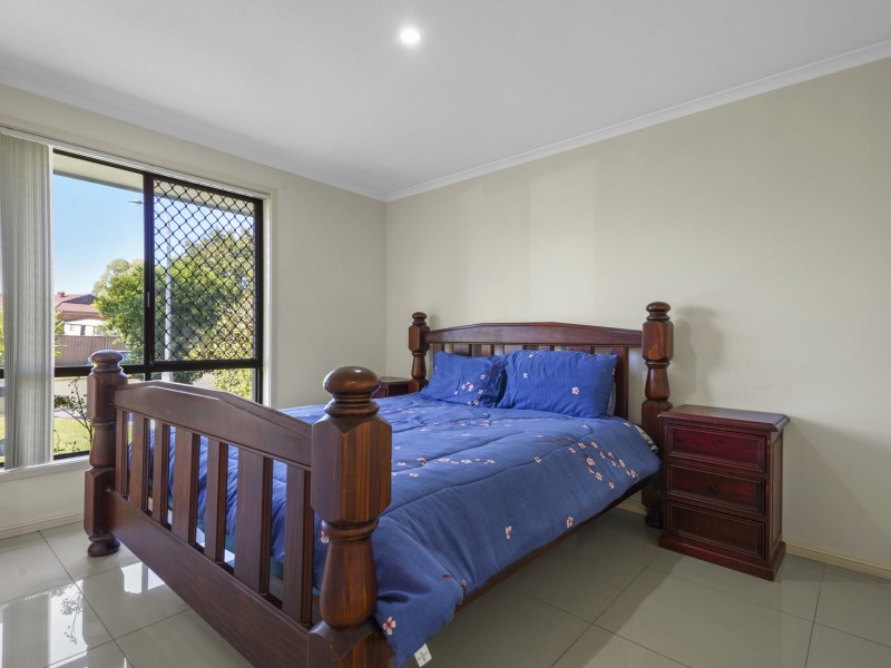 4 Melville Close, Hinchinbrook NSW 2168