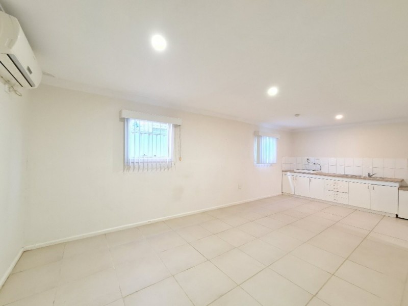 34a Rossiter Street, Smithfield NSW 2164