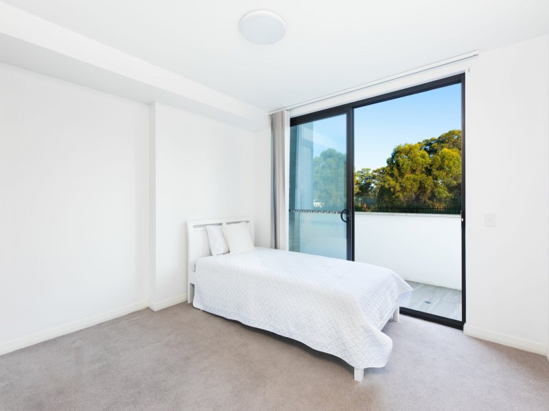 Apartment 106/2 Calabria Lane, Prairiewood NSW 2176