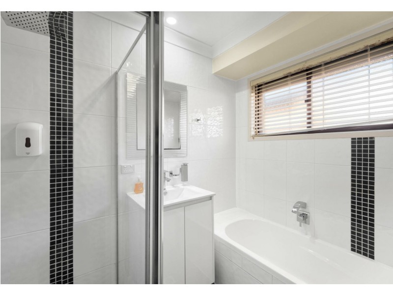 45 Glen Elgin Crescent, Edensor Park NSW 2176