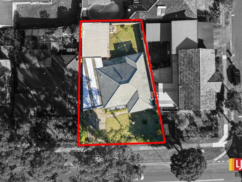 607 Polding Street, Bossley Park NSW 2176