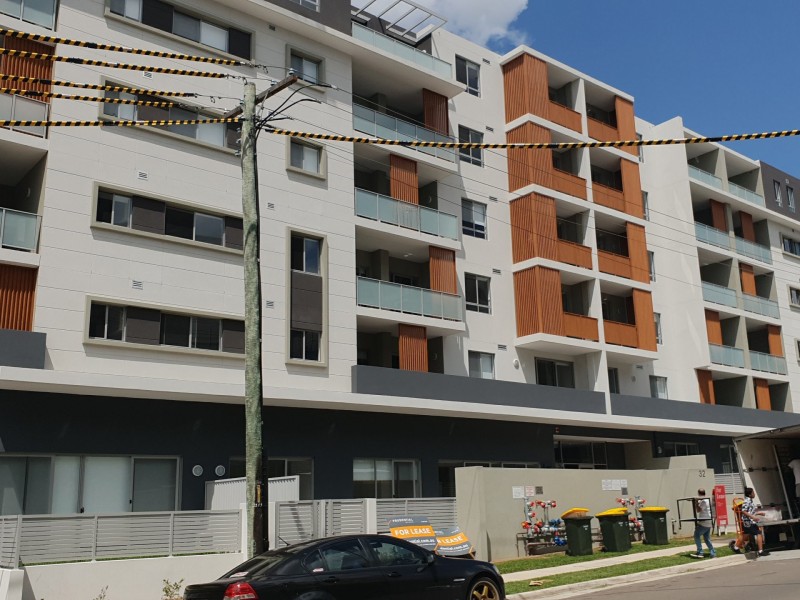 112/30-34 CHABERLIAN STREET, Campbelltown NSW 2560