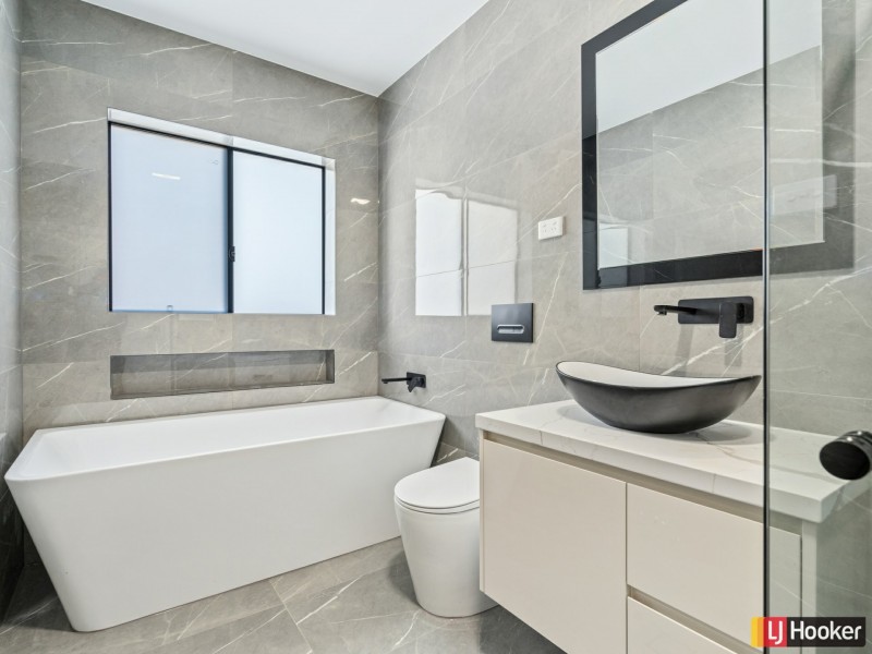 18 Isis Street, Fairfield West NSW 2165