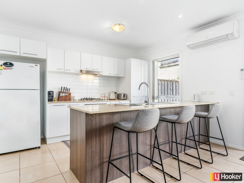 52 Mcintyre Circuit, Middleton Grange NSW 2171