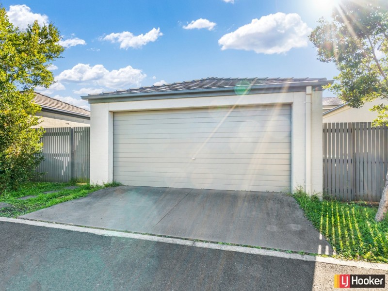 52 Mcintyre Circuit, Middleton Grange NSW 2171