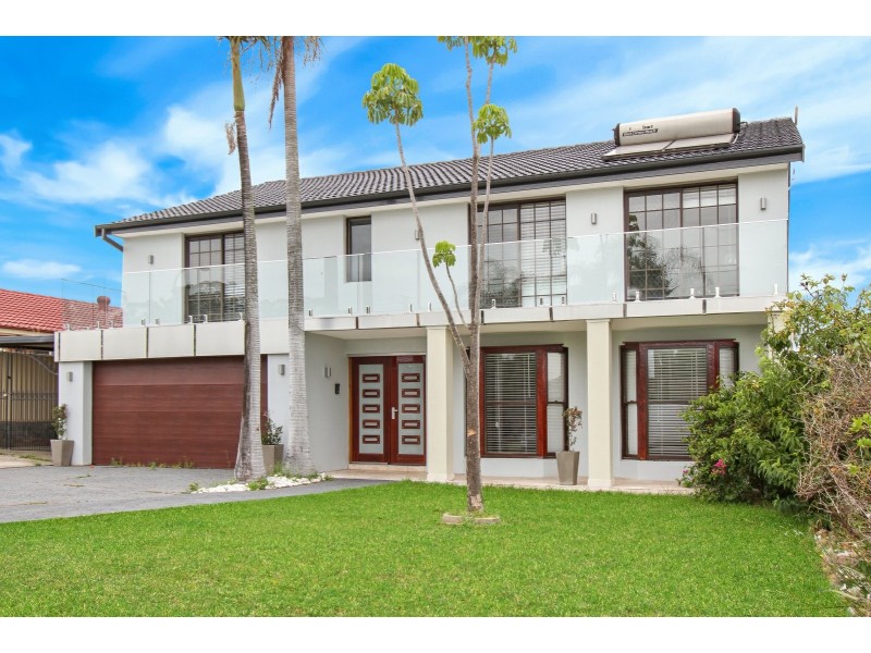 10 Lansbury Street, Edensor Park NSW 2176