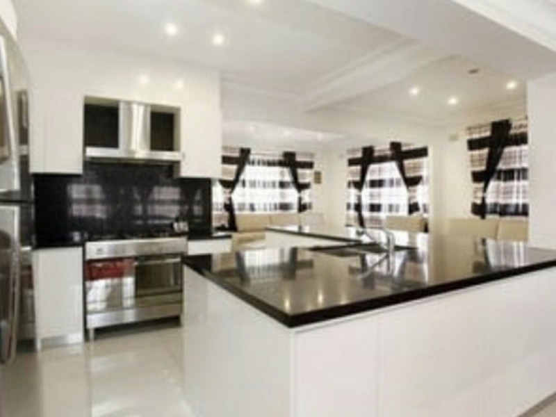 6 Amos place, Marayong NSW 2148