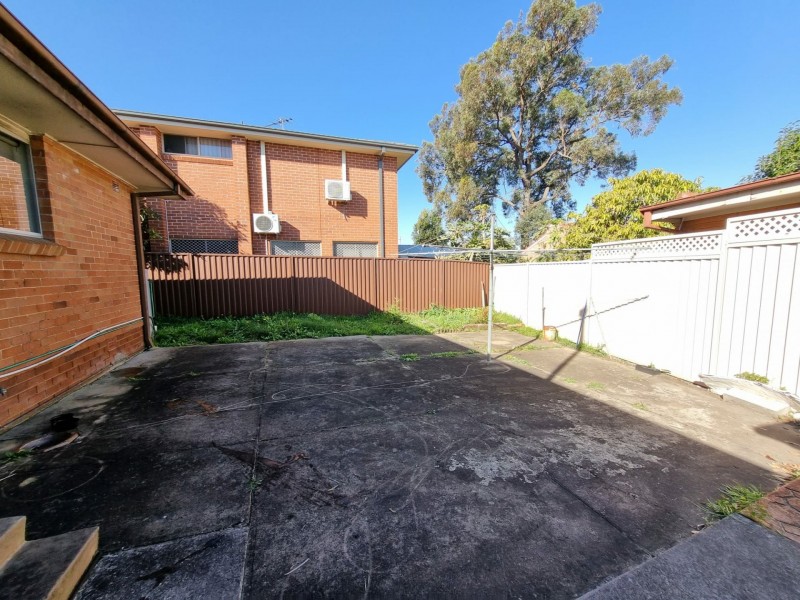 30 Hatfield Road, Canley Heights NSW 2166