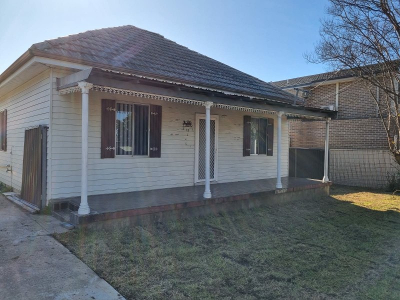 12 Polding Street, Fairfield NSW 2165