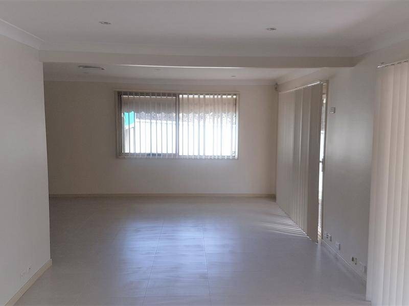 6 Oliveri Close, Edensor Park NSW 2176