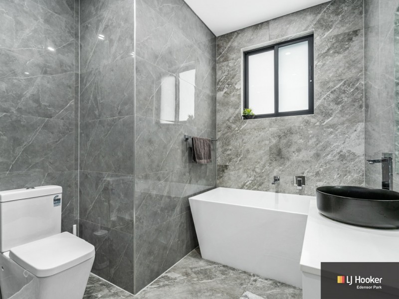 24B Sullivan Avenue, Lurnea NSW 2170