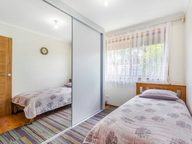 2 Eldershaw Road, Edensor Park NSW 2176