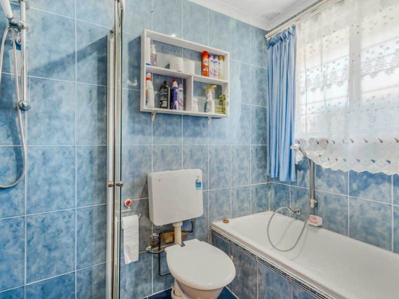 2 Eldershaw Road, Edensor Park NSW 2176