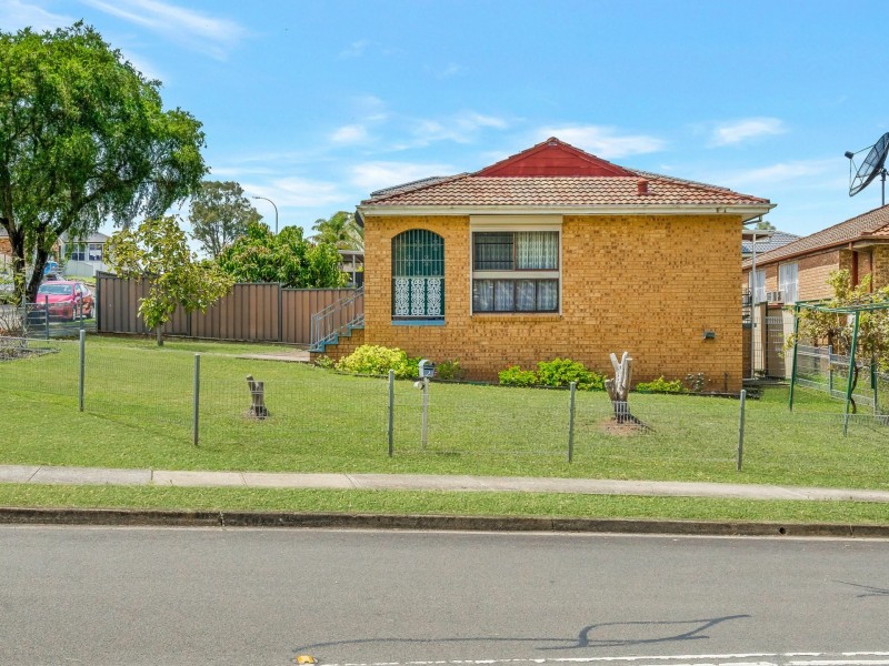 2 Eldershaw Road, Edensor Park NSW 2176