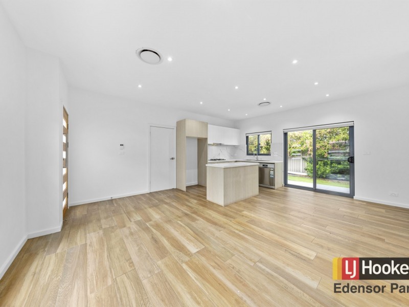 2/5-7 Faulds Road, Guildford West NSW 2161