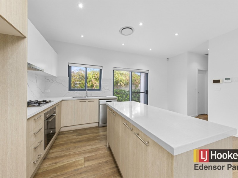 2/5-7 Faulds Road, Guildford West NSW 2161