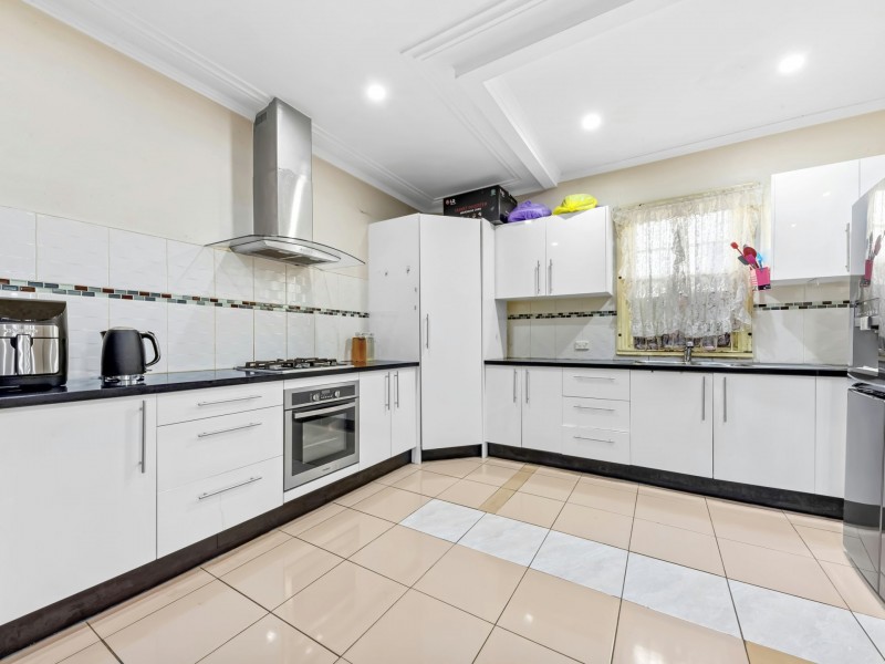 379 Cabramatta Road West, Cabramatta NSW 2166
