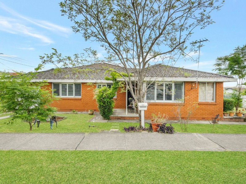 110 The Boulevarde, Fairfield Heights NSW 2165