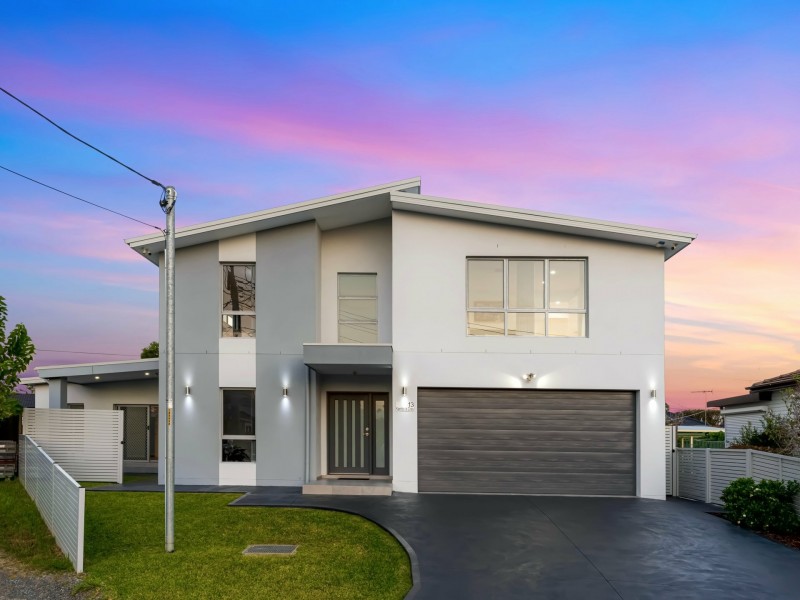 13 Kambala Crescent, Fairfield West NSW 2165