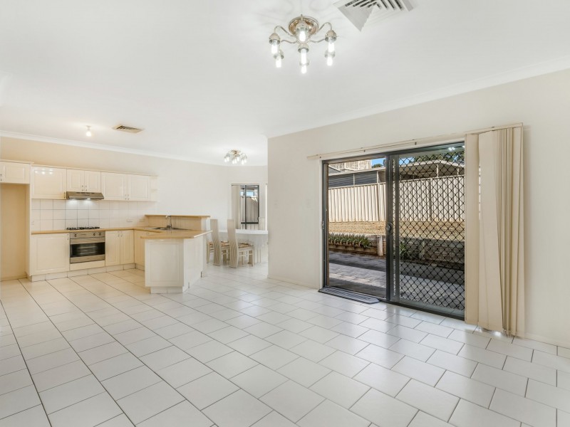 44A Harraden Drive, West Hoxton NSW 2171