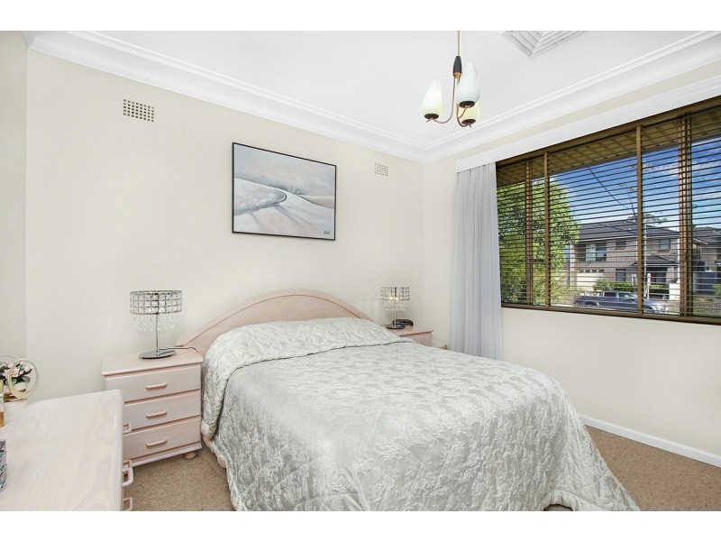 81 Targo Road, Girraween NSW 2145