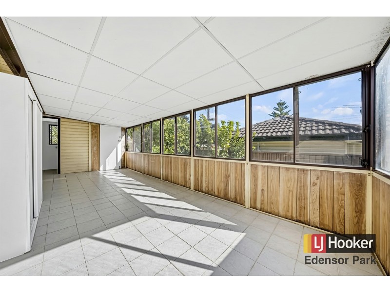 27 Quiros Avenue, Fairfield West NSW 2165