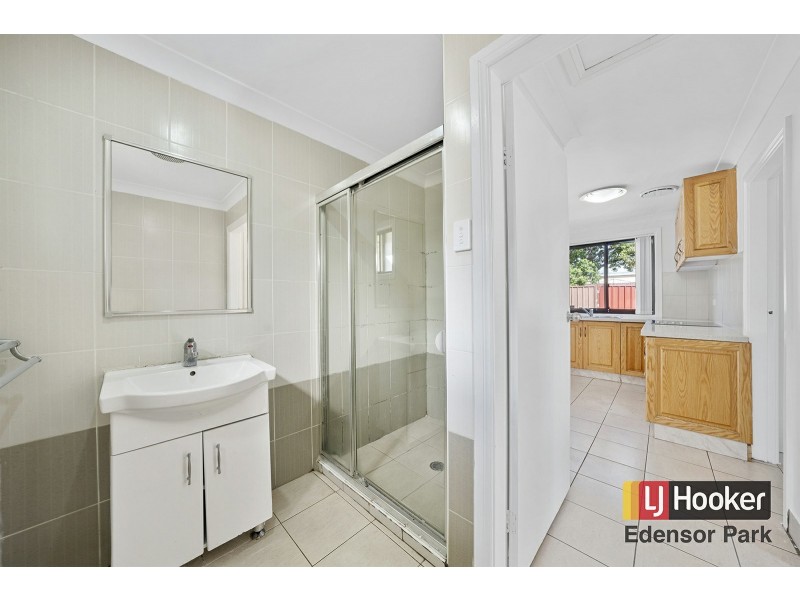 27 Quiros Avenue, Fairfield West NSW 2165