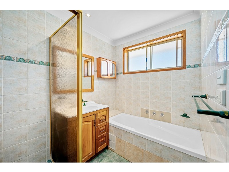 9 Driscoll Street, Abbotsbury NSW 2176