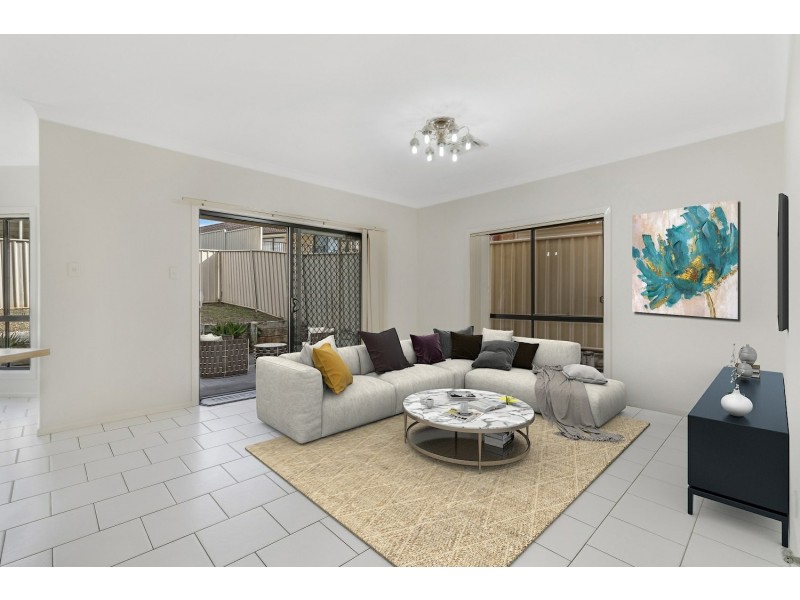 44a Harraden Drive, West Hoxton NSW 2171