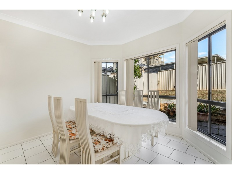 44a Harraden Drive, West Hoxton NSW 2171