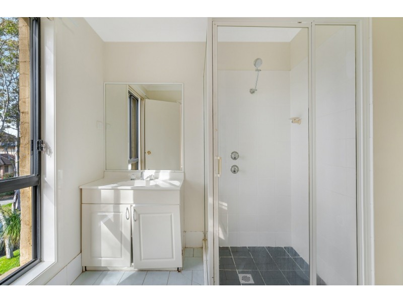 44a Harraden Drive, West Hoxton NSW 2171