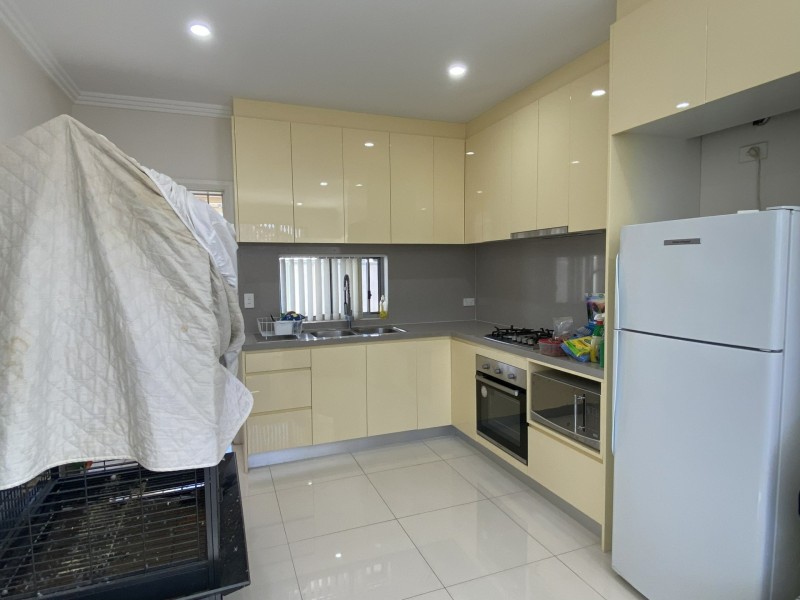 31a Winton Avenue, Edensor Park NSW 2176