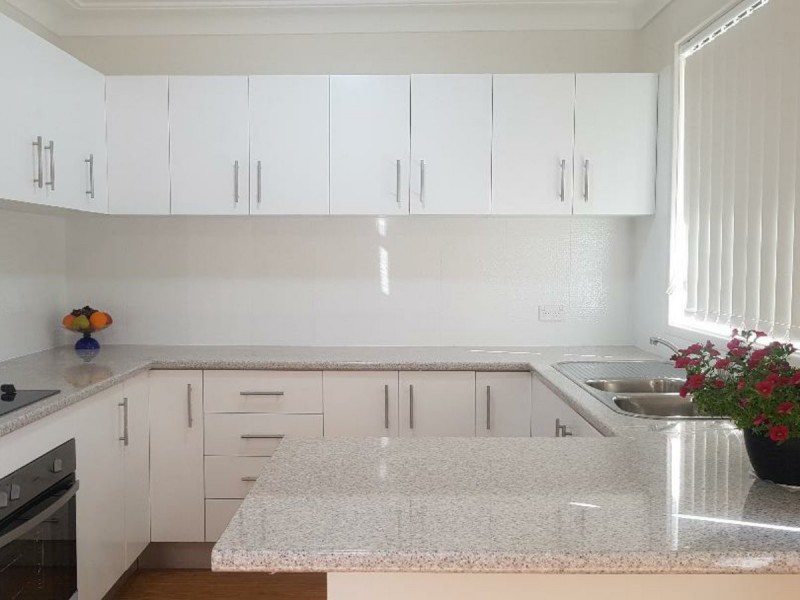 518 The Horsley Drive, Fairfield NSW 2165