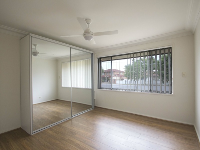 518 The Horsley Drive, Fairfield NSW 2165