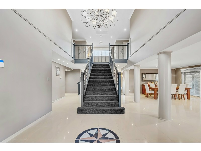 9 Alvisio Close, Edensor Park NSW 2176