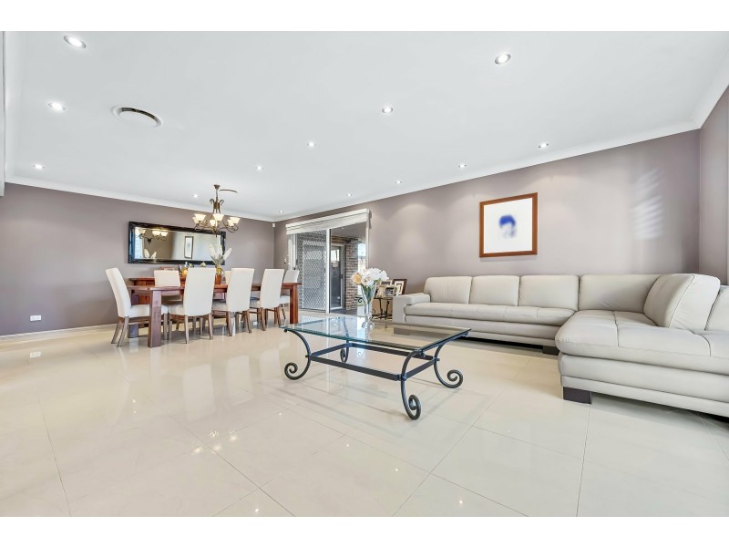 9 Alvisio Close, Edensor Park NSW 2176