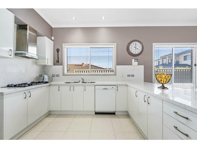 9 Alvisio Close, Edensor Park NSW 2176