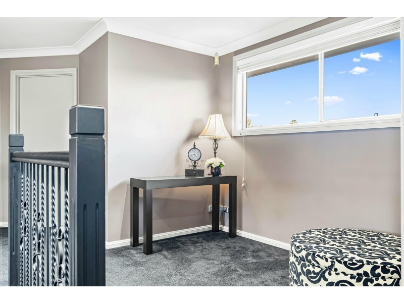 9 Alvisio Close, Edensor Park NSW 2176