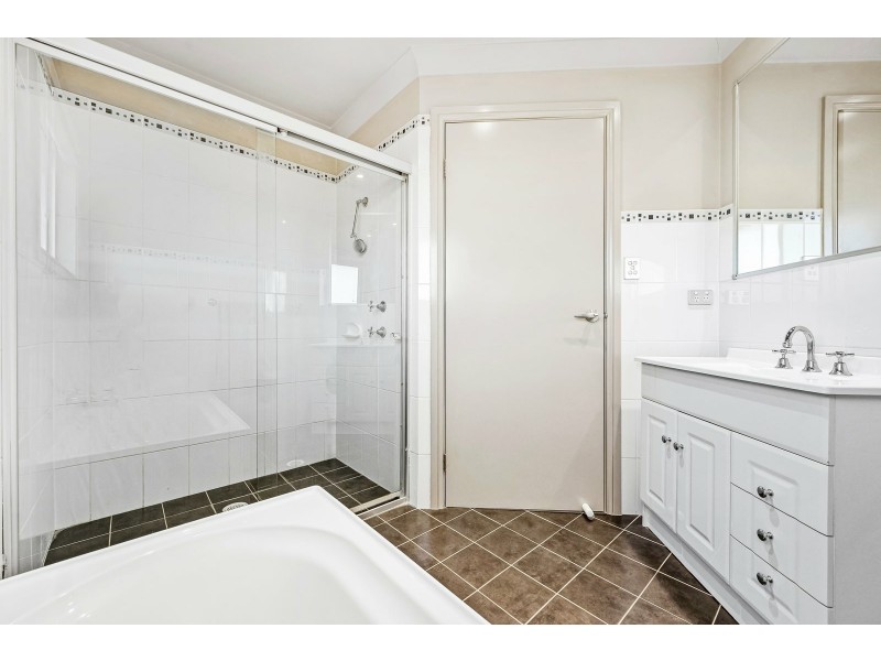 9 Alvisio Close, Edensor Park NSW 2176