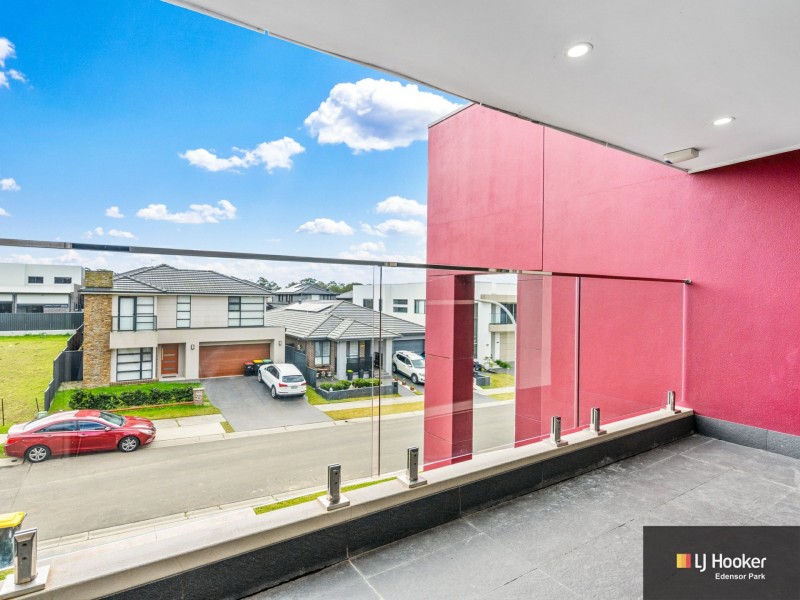 20 Lores Street, Middleton Grange NSW 2171